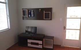 Apartamento(1) inteiro com sala reversivel